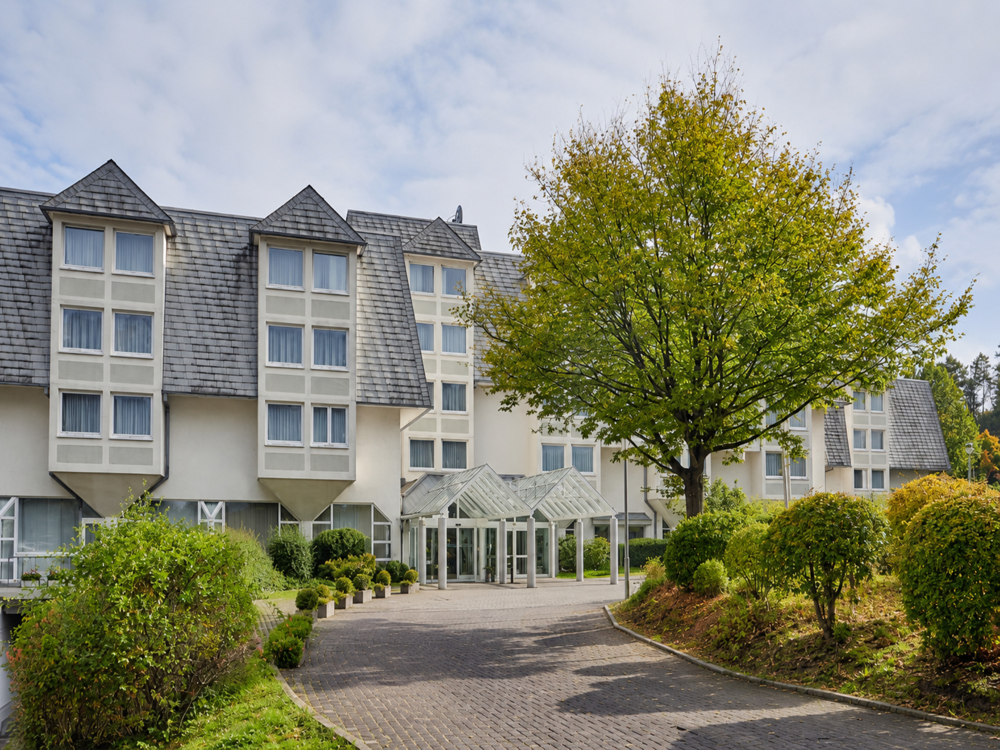 Sunday Hotel Wiesbaden Niedernhausen exterior