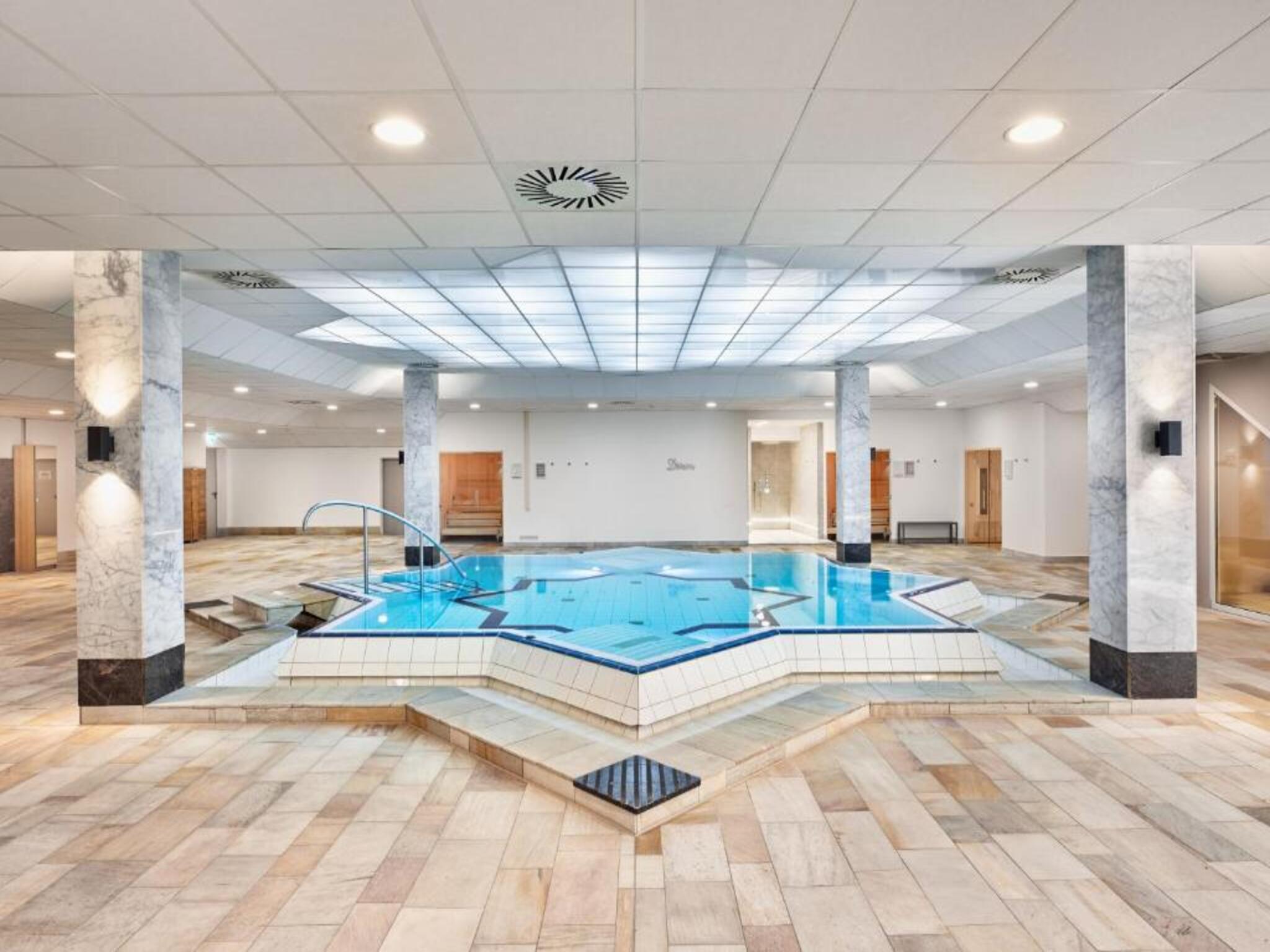Star-shaped indoor wellness pool
